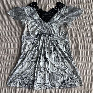 Energe Paisley Baby Doll Black and White Top (P-S)